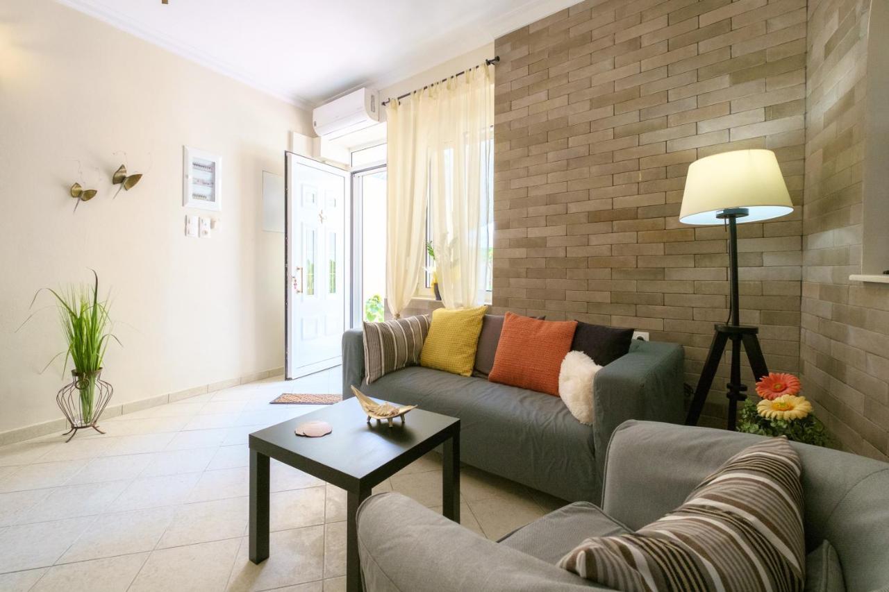 Home With Courtyard In Beating Heart Of Old Town! Chania  Buitenkant foto