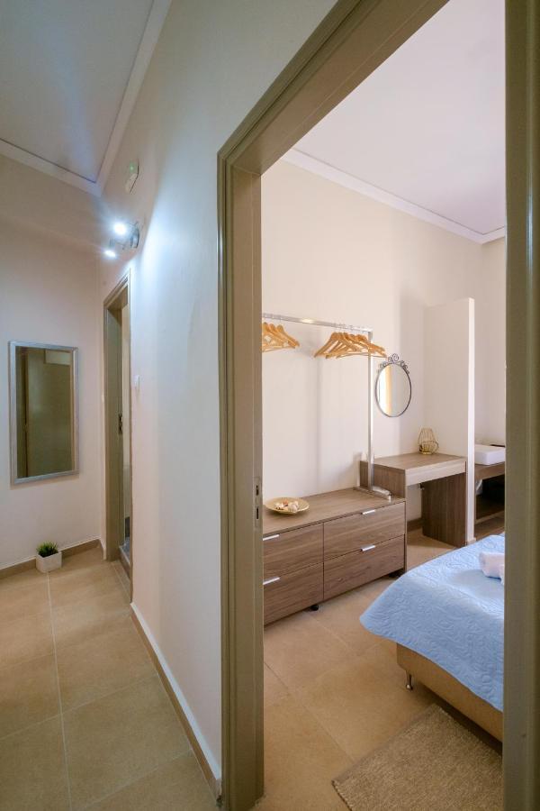 Home With Courtyard In Beating Heart Of Old Town! Chania  Buitenkant foto