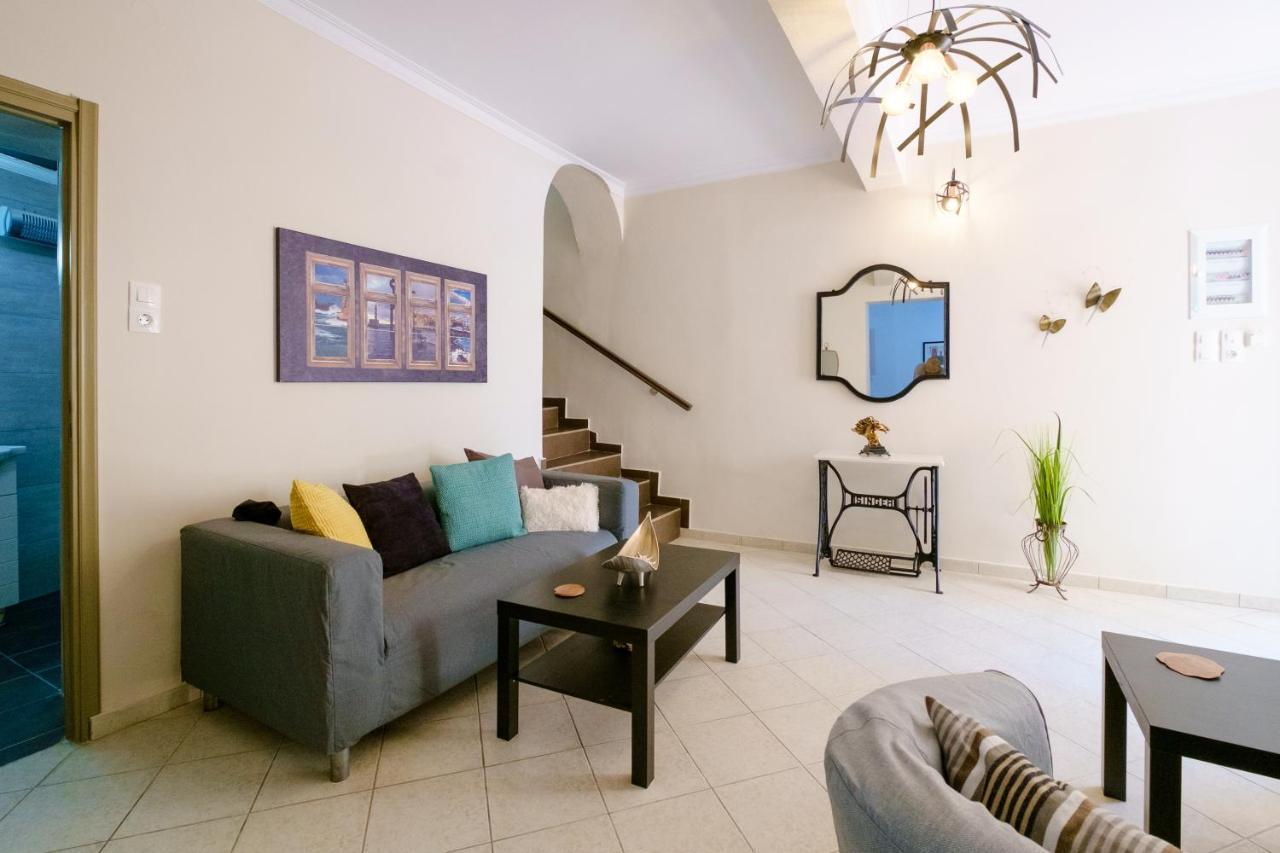 Home With Courtyard In Beating Heart Of Old Town! Chania  Buitenkant foto
