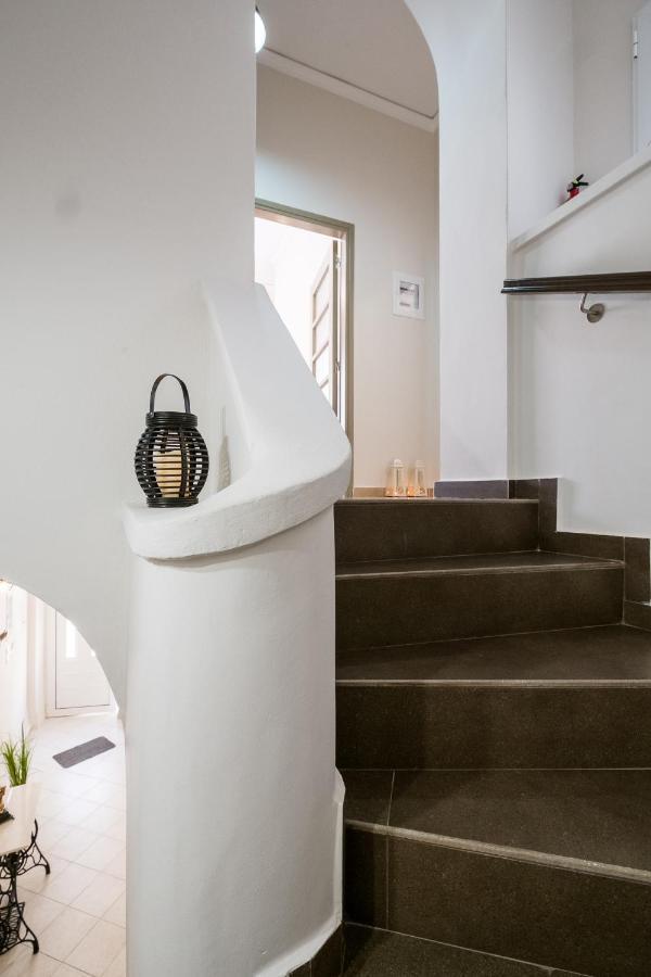 Home With Courtyard In Beating Heart Of Old Town! Chania  Buitenkant foto